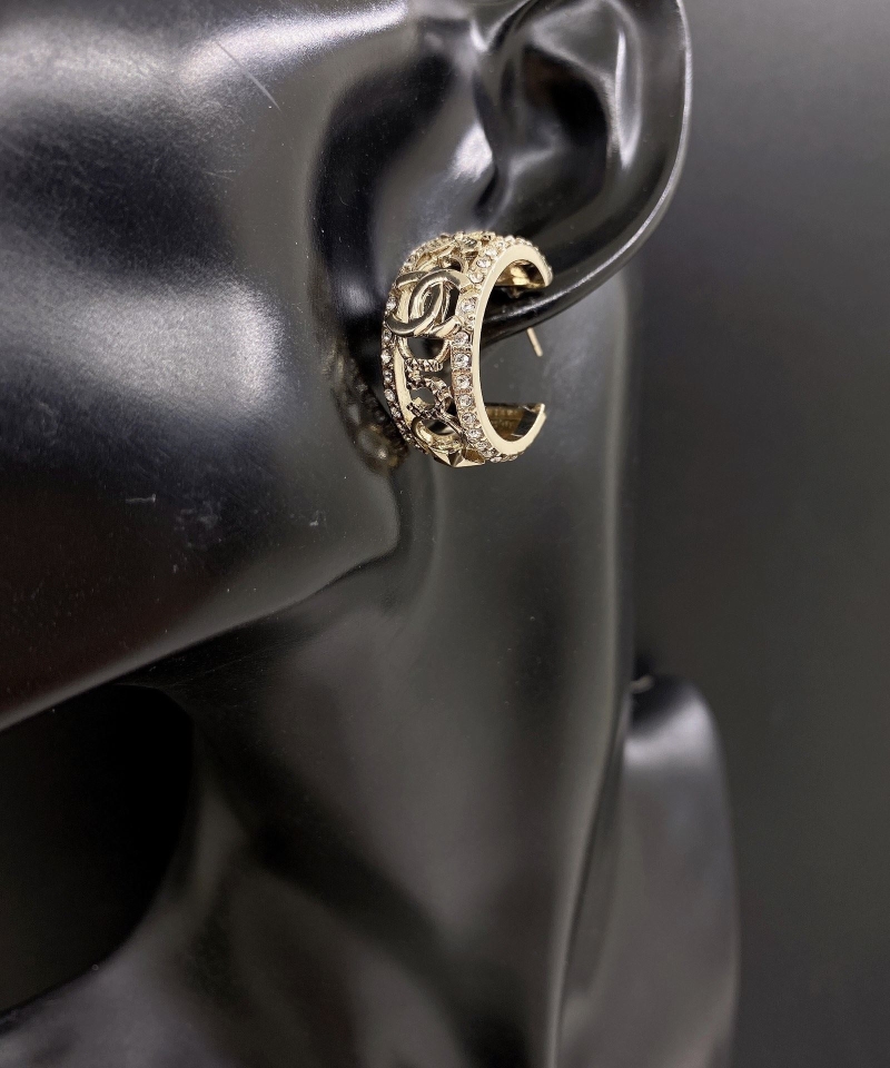 Ch**el earrings